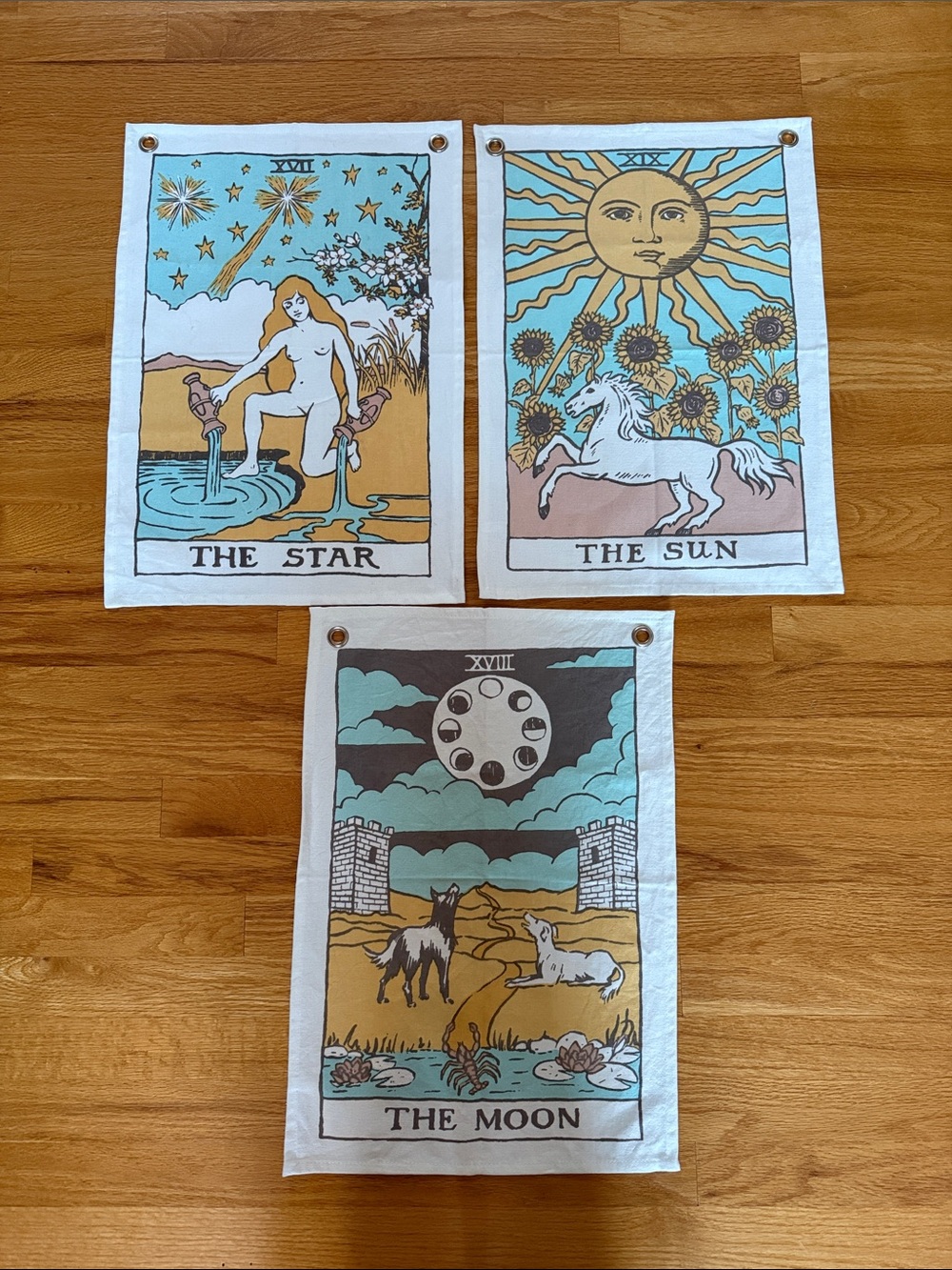 URBAN OUTFITTERS Set of 3 Tarot Card Tapestries Hanging Decor Star Moon Sun